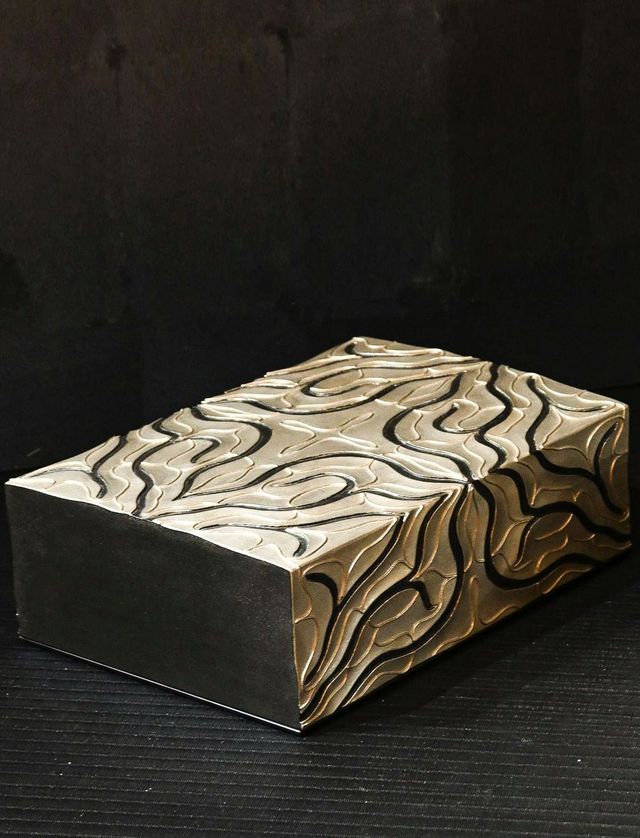 Tohru TSUJI 辻 徹, Japanese artist of Lacquerware (Urushi)